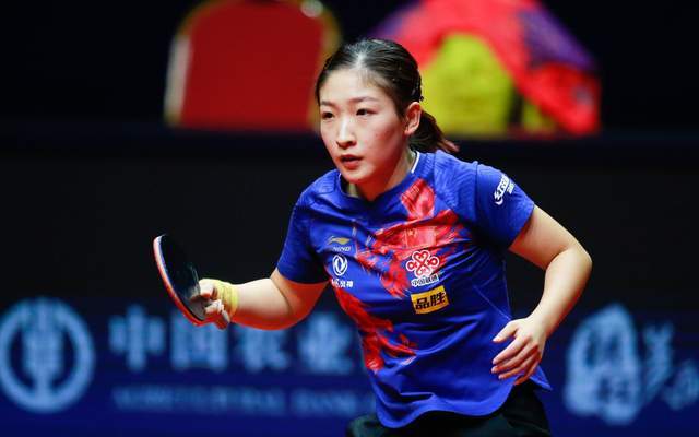 前裁判：布鲁日球员确实对什琴斯尼犯规了，但后者也存在失误